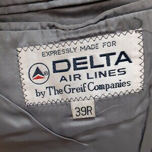 Delta Airlines Vintage 1991 Uniform Jacket - Coat * 39 R * Red Pocket Square